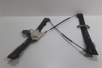 BMW X5 E70 (2006-2013) Front Right Door Window Regulator 7137020 32389215