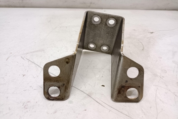 VOLVO V40 Cross Country 1 generation (2012-2020) Exhaust Hanger Bracket 31439520 30217477