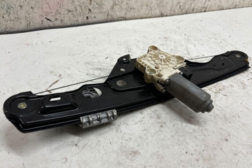 MERCEDES-BENZ E-Class W211/S211 (2002-2009) Rear left door window lifter A2117300146 30345775
