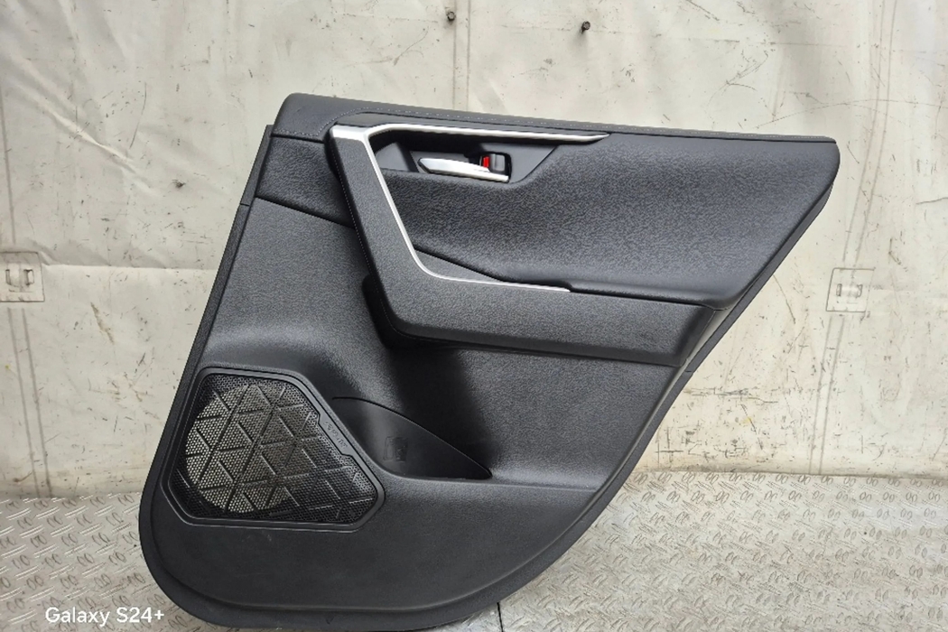 TOYOTA RAV4 5 generation (XA50) (2018-2024) Rear Right Door Panel 67613X1B18,69287X1B00,67787X1B14 27280671