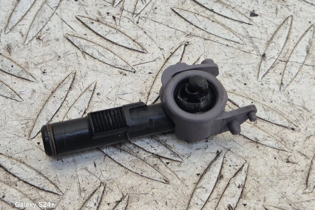 MINI Cooper R56 (2006-2015) Headlight washer spray nozzle 15699201,2752972 31965633