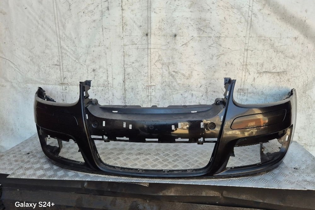 VOLKSWAGEN Golf 5 generation (2003-2009) Бампер передний 1K0807221C 32377913