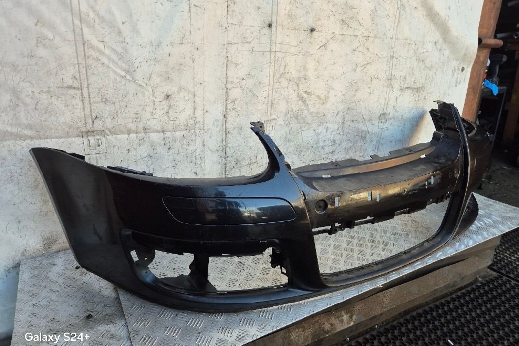 VOLKSWAGEN Golf 5 generation (2003-2009) Бампер передний 1K0807221C 32377913