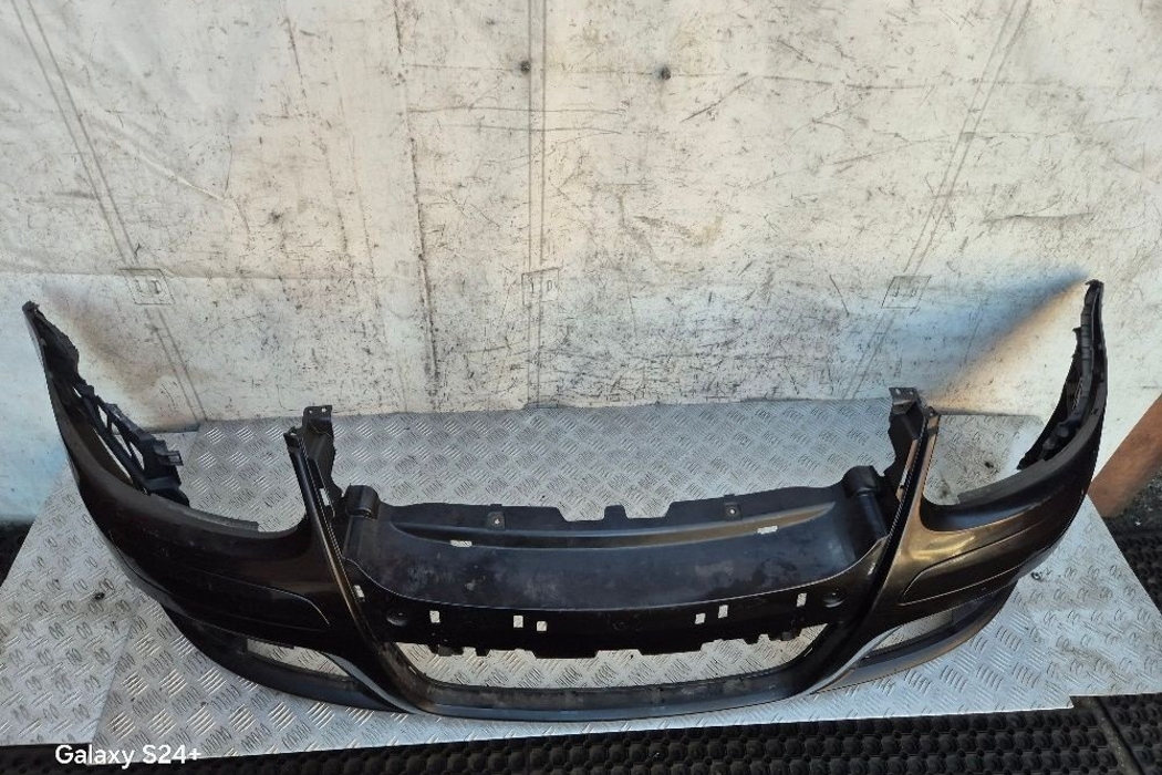 VOLKSWAGEN Golf 5 generation (2003-2009) Бампер передний 1K0807221C 32377913