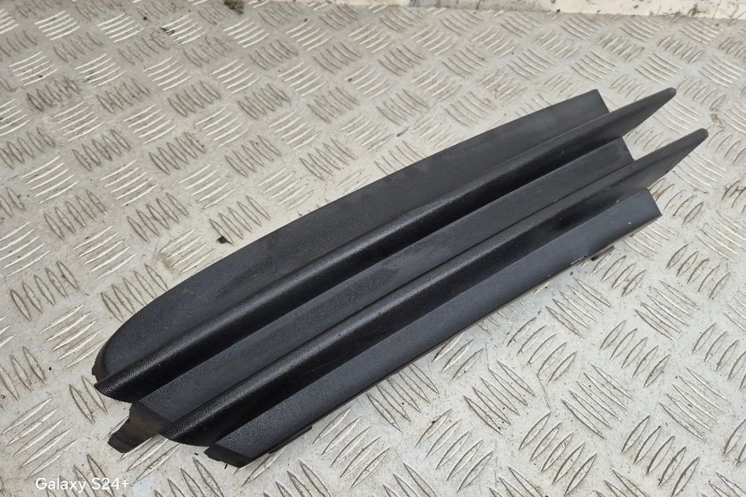 VOLKSWAGEN Scirocco 3 generation (2008-2020) Решетка бампера передняя левая 1K8853665B 32385101