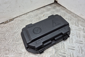 BMW 3 Series F30/F31 (2011-2020) Drošinātāju kārbas vāks 9224872,61149224872 30466358