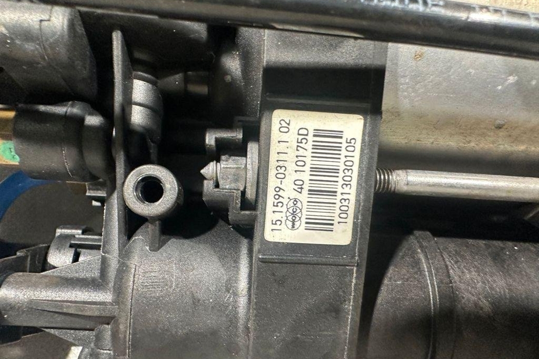 PORSCHE Cayenne 958 (2010-2018) Suspension Compressor 95835890100,7P0616006E 31415102