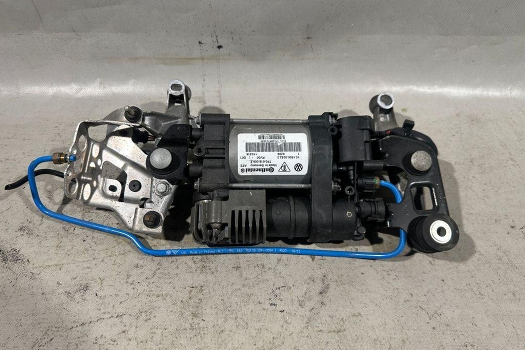 PORSCHE Cayenne 958 (2010-2018) Suspension Compressor 95835890100,7P0616006E 31415102