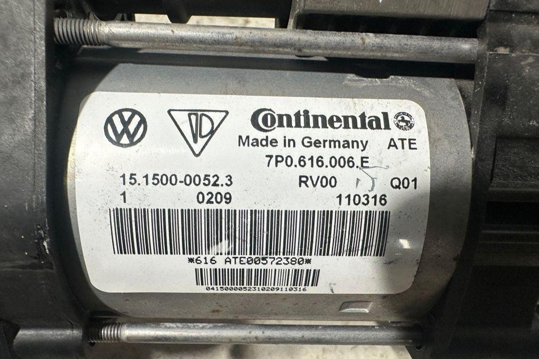 PORSCHE Cayenne 958 (2010-2018) Suspension Compressor 95835890100,7P0616006E 31415102