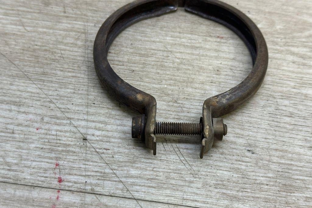 PORSCHE Macan 1 generation (2013-2023) Muffler connector clamp 5Q0253725C 31425360