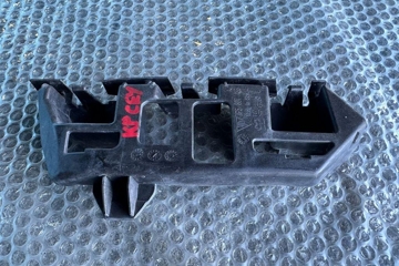 PORSCHE Cayenne 958 (2010-2018) Aizmugurējā kreisā bampera stiprinājums 7P5807483A 31417466