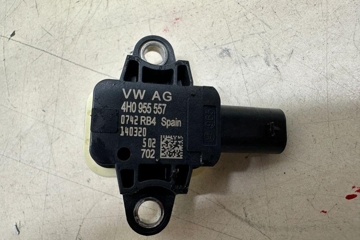 AUDI A6 C6/4F (2004-2011) Aizmugurējais kreisais trieciena sensors 4H0955557 31421969