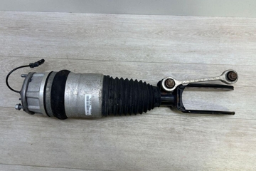PORSCHE Cayenne 958 (2010-2018) Rear Left Air Shock Absorber 7P5616403AD 31424990