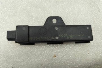BMW 5 Series F10/F11 (2009-2017) Keyless Entry Antenna 9220832 32000142