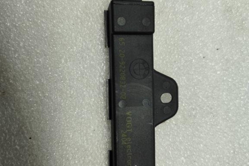 BMW 5 Series F10/F11 (2009-2017) Keyless Entry Antenna 9220832 32000143