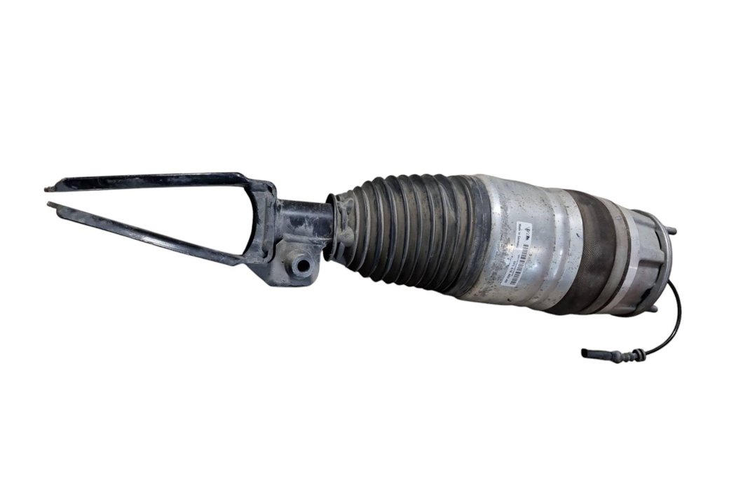 PORSCHE Cayenne 3 generation (2017-2023)  Front left pneumatic shock absorber 7P5616403AD 29535580