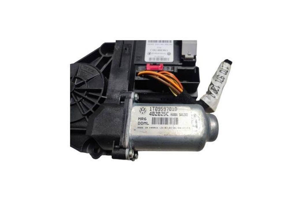 VOLKSWAGEN Touran 1 generation (2003-2015) Мотор регулятора вікна лівої передньої двері 1K0959793N,10220707030094,1T0959701D 26557085