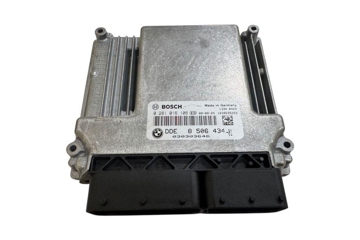 BMW 3 Series E90/E91/E92/E93 (2004-2013) Motora vadības bloks 030303646,0281016106 30458386