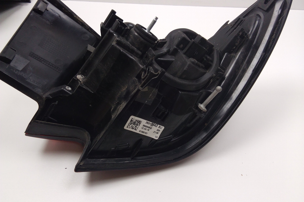 OPEL Astra K (2015-2021) Rear Left Taillight 39015943 12237306