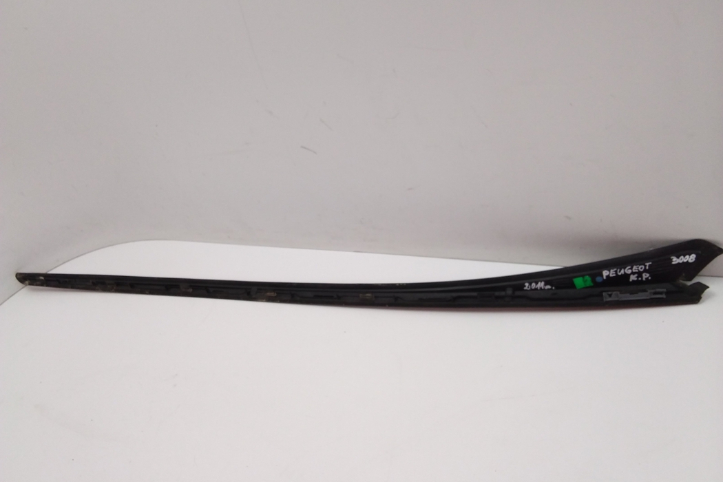 PEUGEOT 3008 1 generation (2010-2016) Windshield Left Vertical Trim 9682757980 13801697