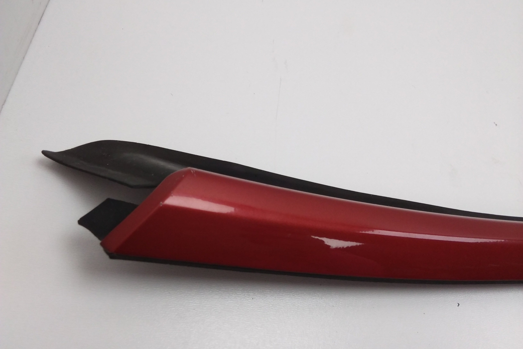 PEUGEOT 3008 1 generation (2010-2016) Windshield Left Vertical Trim 9682757980 13801697