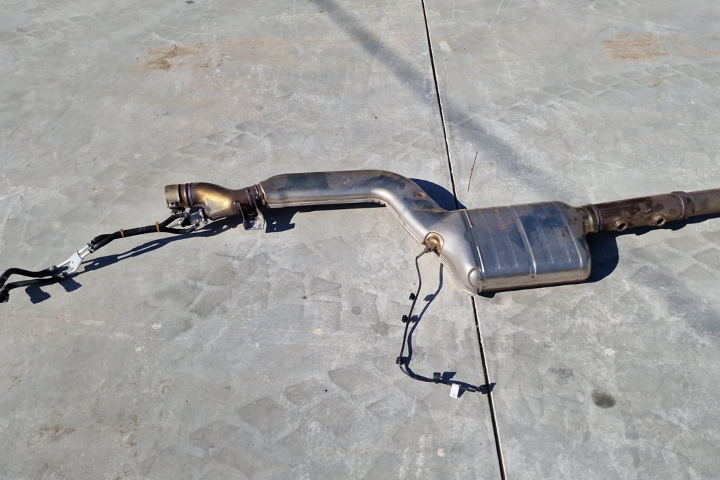 BMW 3 Series G20/G21/G28 (2018-2024) Exhaust 8599422,8599422-04,82738471,230623,82796409 25947165
