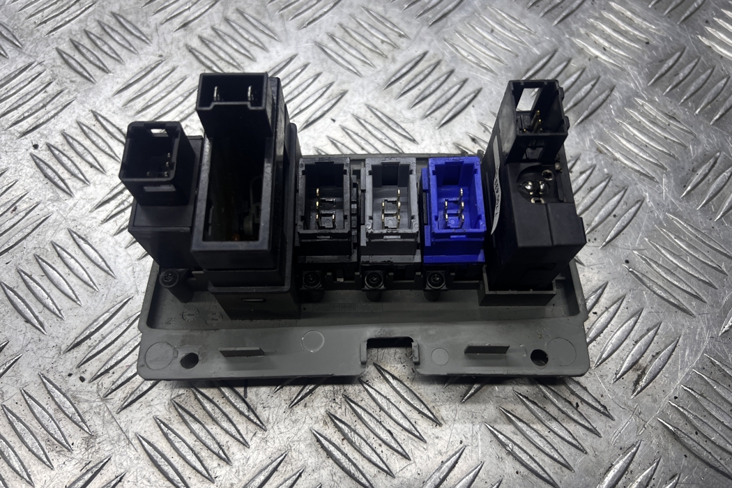 RENAULT Megane 2 generation (2002-2012) Switches 7700432429 27345835