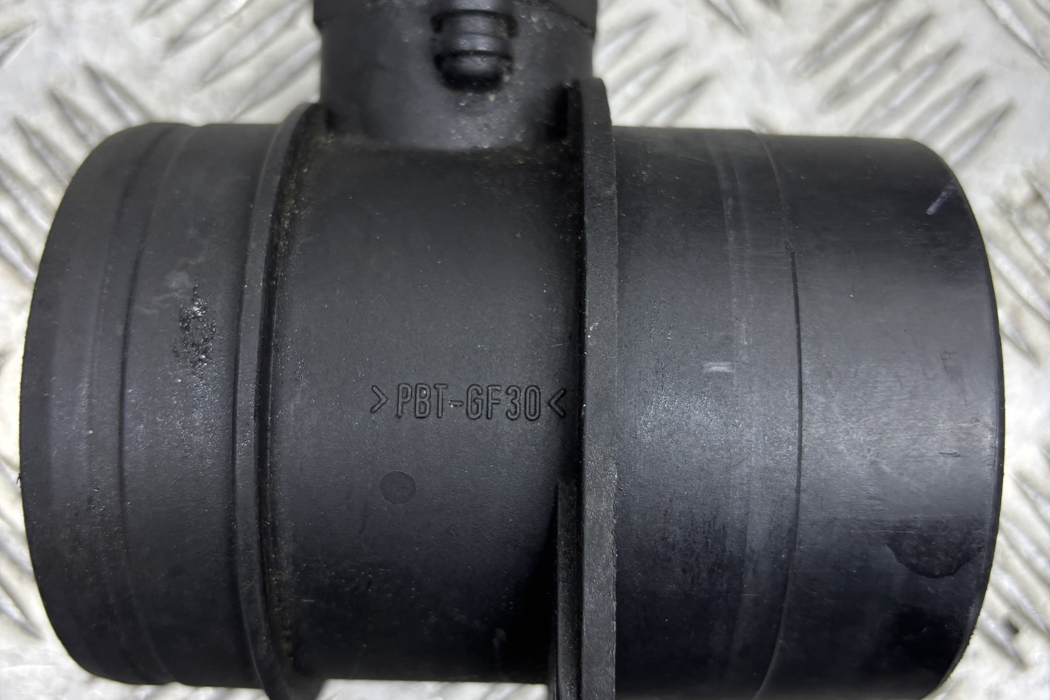 AUDI A4 B5/8D (1994-2001) Mass Air Flow Sensor MAF 0281002461 27574795
