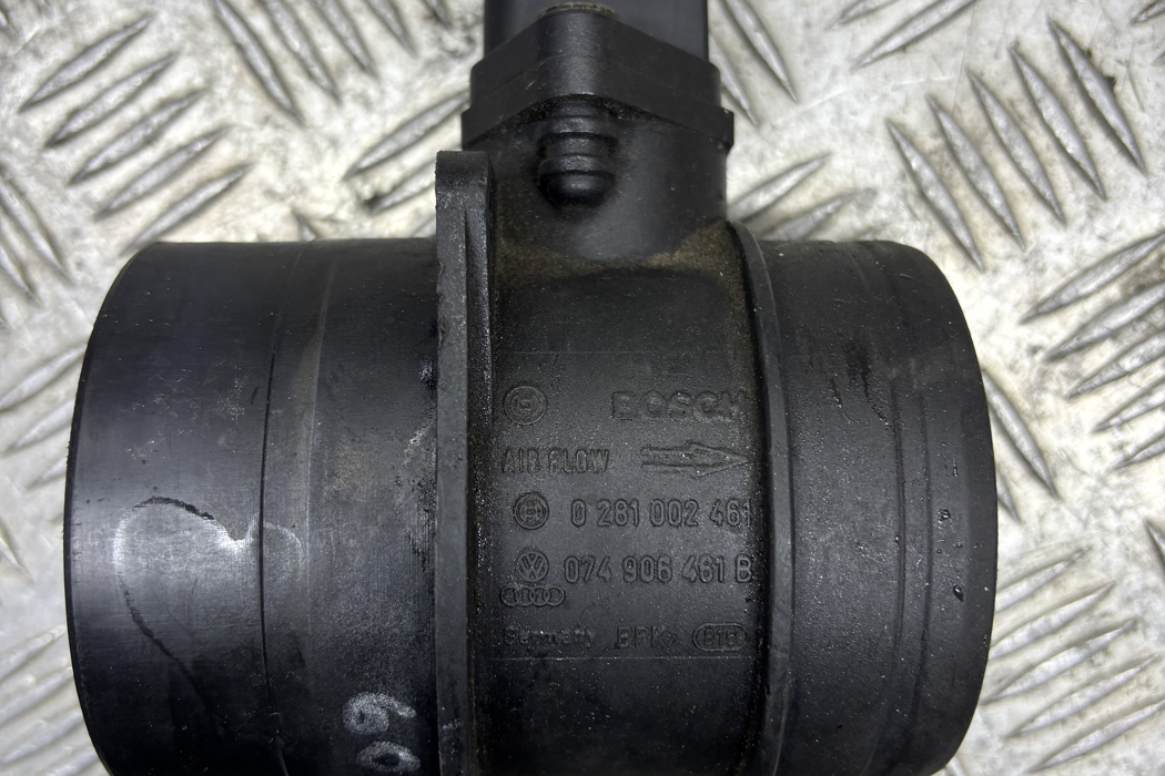 AUDI A4 B5/8D (1994-2001) Mass Air Flow Sensor MAF 0281002461 27574795