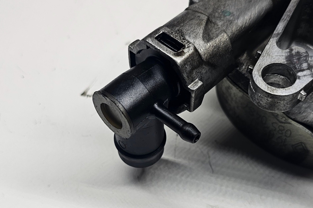RENAULT Trafic 2 generation (2001-2015) Vacuum Pump 8200845984 30613293