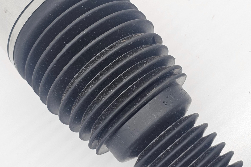 LAND ROVER Range Rover Sport 2 generation (2013-2022) Front Right Air Shock Absorber DPLA3C285CG,lr087082 32063885