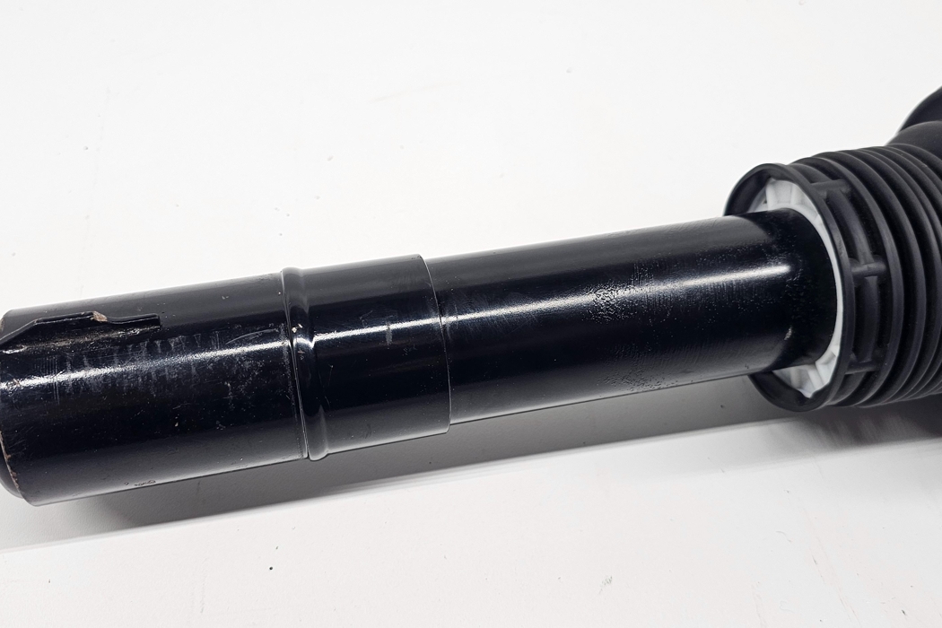 LAND ROVER Range Rover Sport 2 generation (2013-2022) Front Right Air Shock Absorber LR087082,DPLA3C285CG 32086781