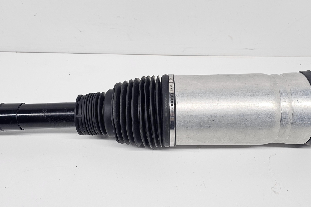 LAND ROVER Range Rover Sport 2 generation (2013-2022) Front Right Air Shock Absorber LR087082,DPLA3C285CG 32086781