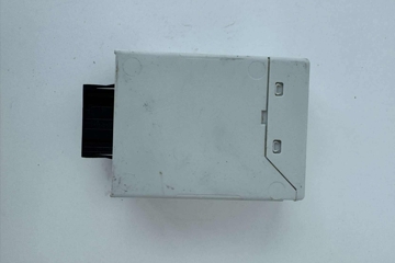 BMW 5 Series E60/E61 (2003-2010) Tow Hook Control Unit 6927721 32050689