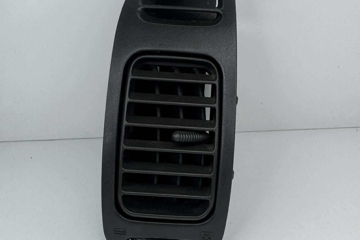 MITSUBISHI Colt 5 generation (1995-2003) Instrumentu paneļa gaisa kanāli SPC00149 32090153