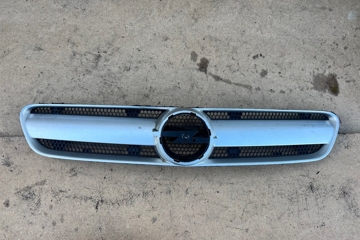 OPEL Vectra C (2002-2005) Priekšējā bampera augšējā reste 464192822 32194713