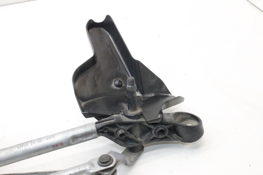 BMW 2 Series F22/F23 (2013-2020) Front Windshield Wiper Mechanism 7267504,7239527 27293754