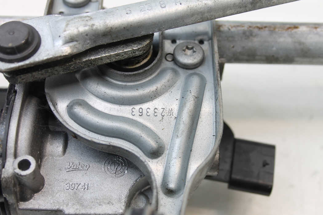 BMW 2 Series F22/F23 (2013-2020) Front Windshield Wiper Mechanism 7267504,7239527 27293754