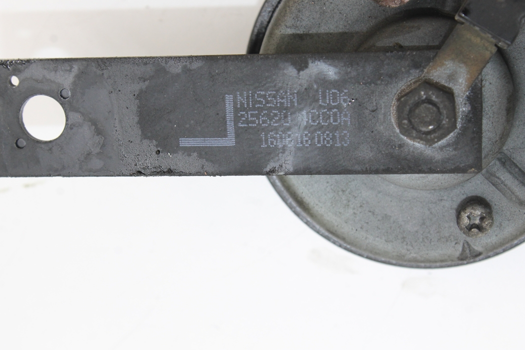 NISSAN X-Trail T32 (2013-2022) Horn Signal 25620-4CC0A 32282444