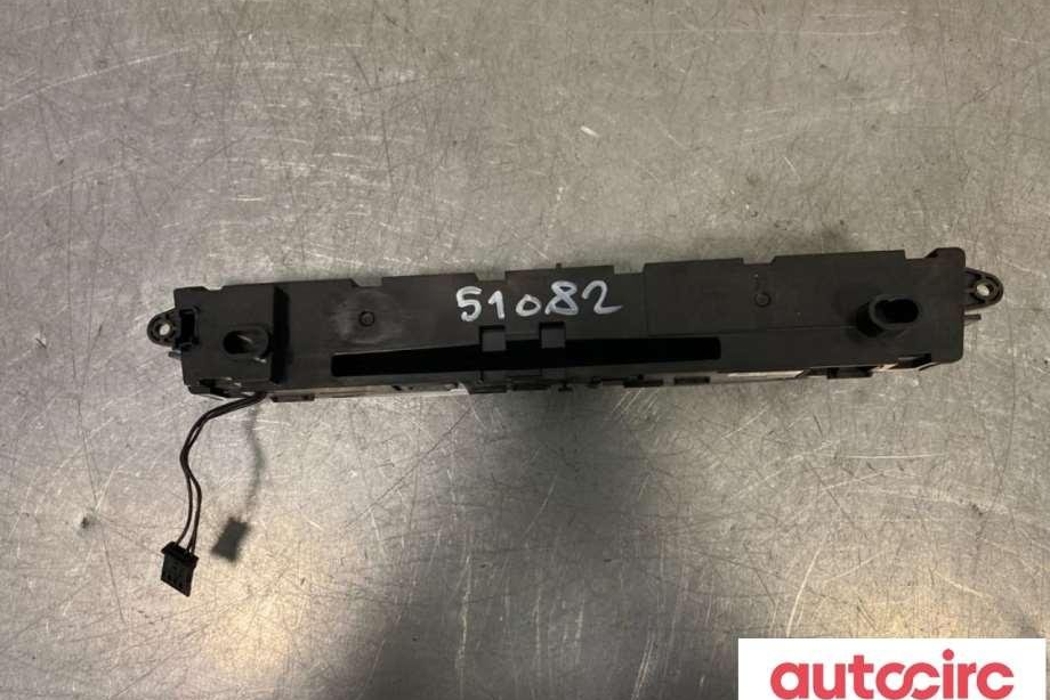 BMW 3 Series F30/F31 (2011-2020) Navigācijas displejs 61319323554,61316832880,e1065974e01 31687784