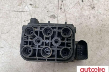 TESLA Model S 1 generation (2012-2024) Air Spring 6006406-00-a,15-1524-0027-2 30860903