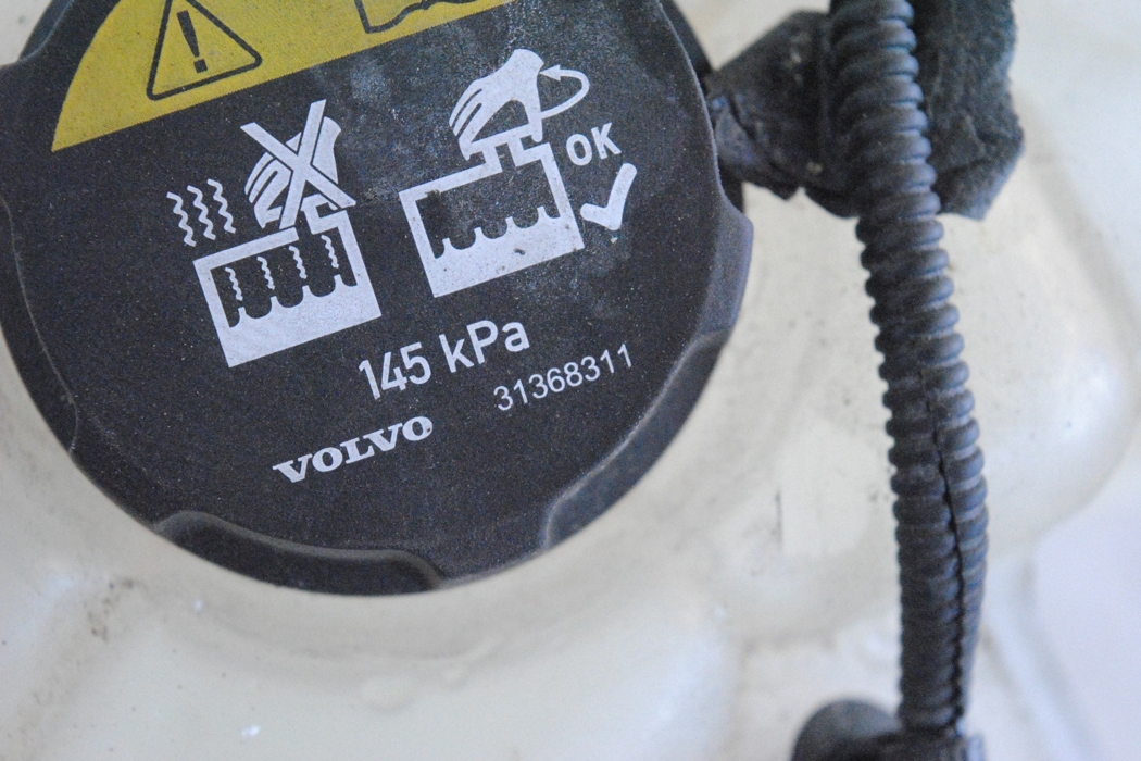 VOLVO XC90 2 generation (2014-2024) Expansion Tank 31368311,31338291 25399173