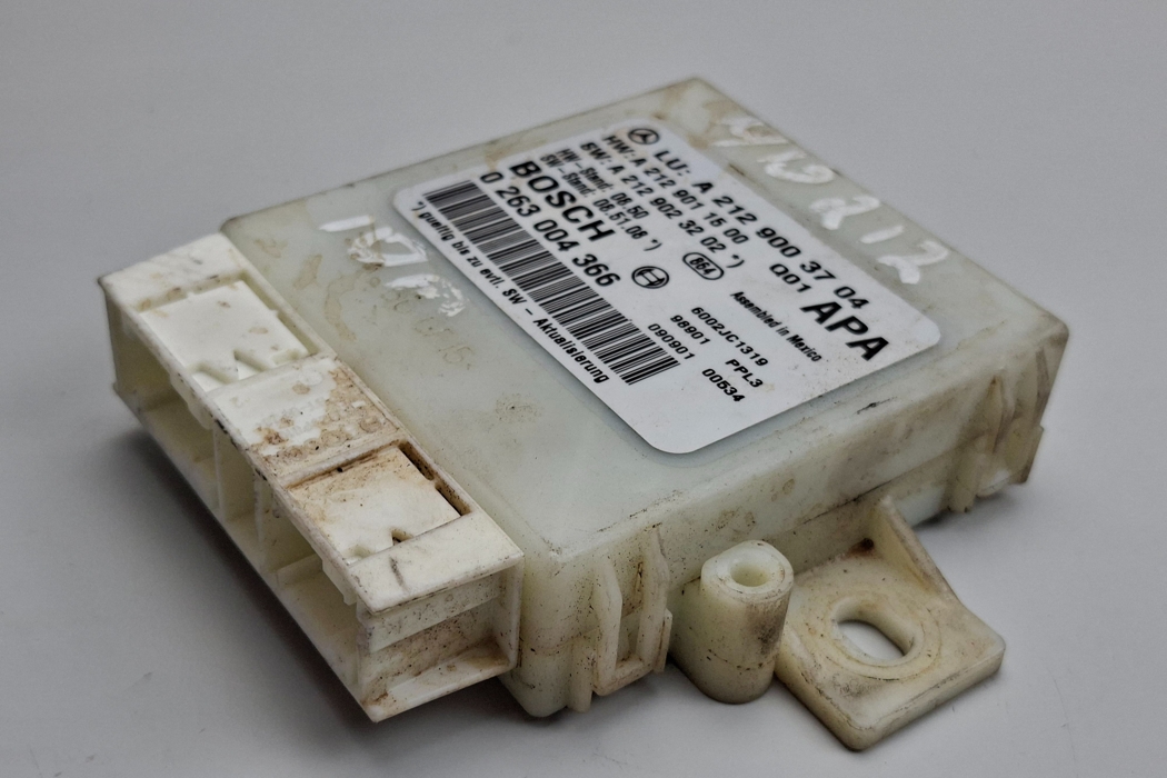 MERCEDES-BENZ E-Class W212/S212/C207/A207 (2009-2016) PDC Parking Distance Control Unit A2129003704 32383118