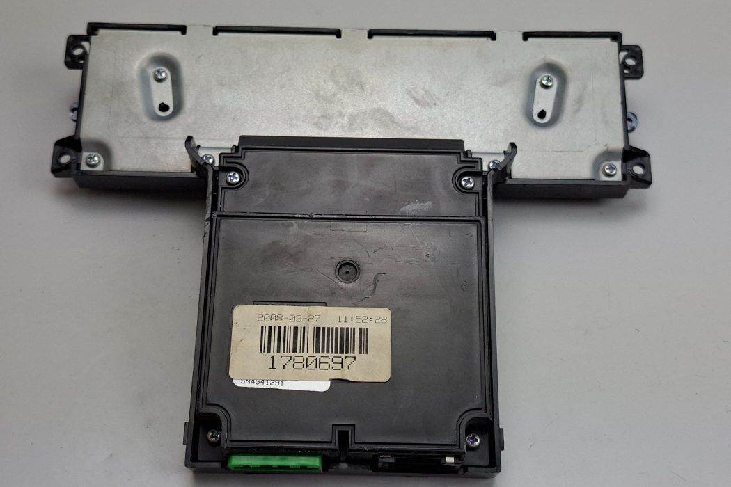 VOLVO V70 3 generation (2007-2020) Navigačný displej 31268336 32389486