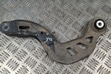 MERCEDES-BENZ A-Class W176 (2012-2018) Aizmugurējā labā svira/ričags A2463501006 31641962