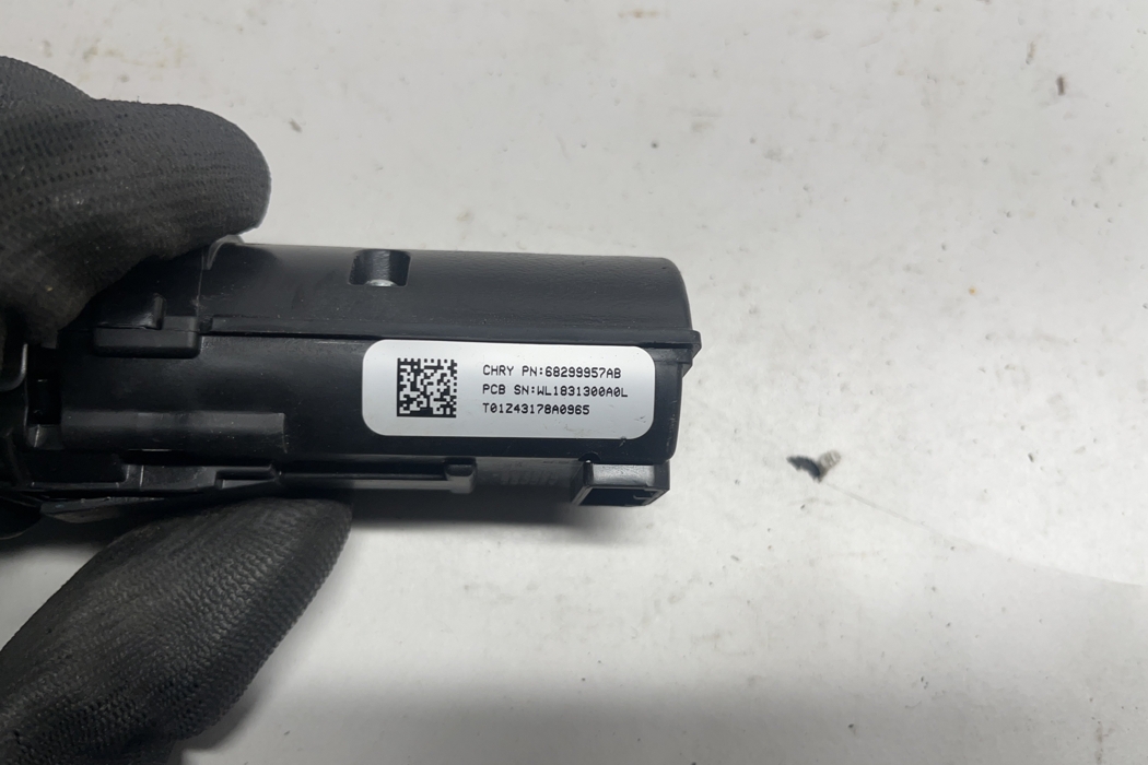 DODGE Challenger 3 generation (2008-2024) Ignition Button 68299957AB 26957972