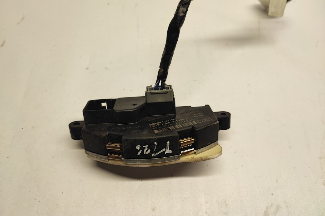 FORD USA Mustang 6 generation (2014-2024) Interior Heater Resistor CV378002,5HL011266-07 28099441