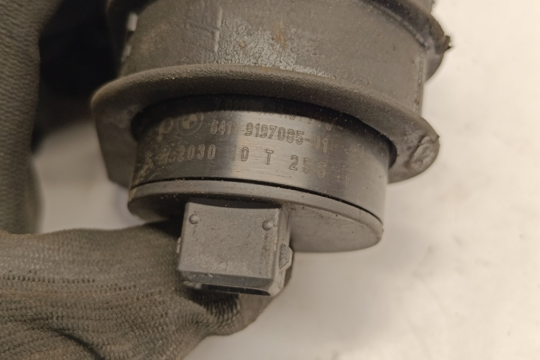 BMW X5 E70 (2006-2013) Circulation Water Motor 9197085,64119197085 28869340
