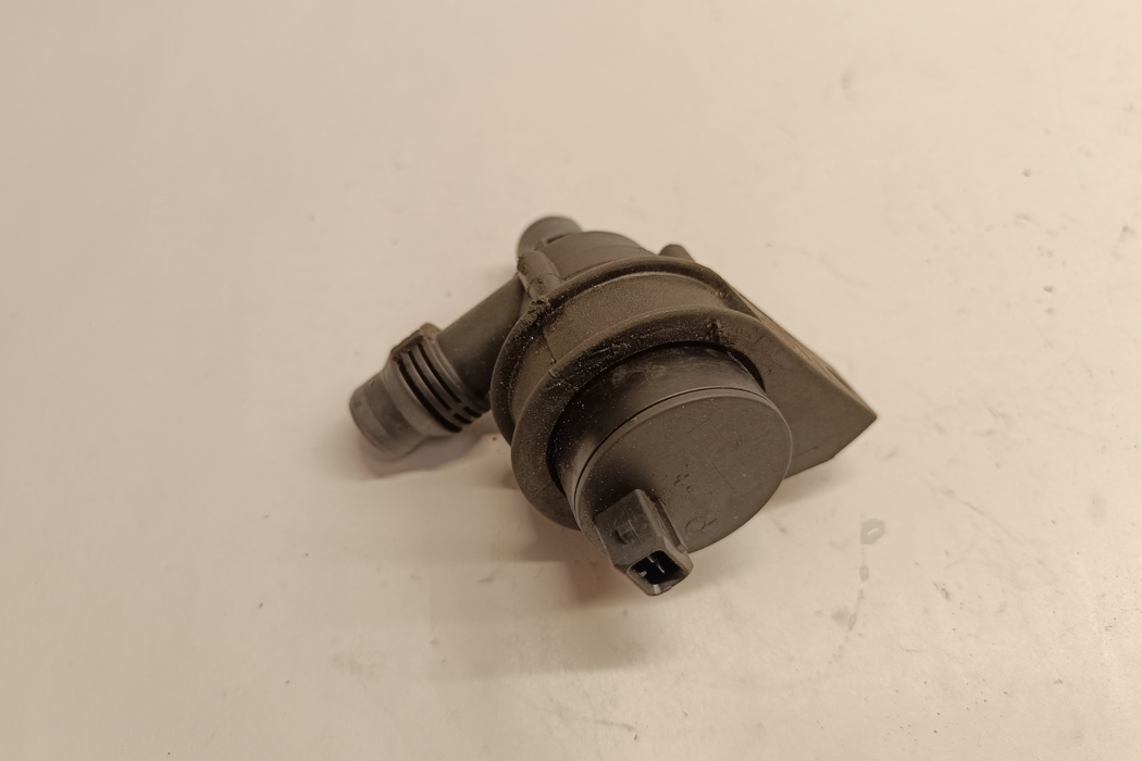 BMW X5 E70 (2006-2013) Circulation Water Motor 9197085,64119197085 28869340