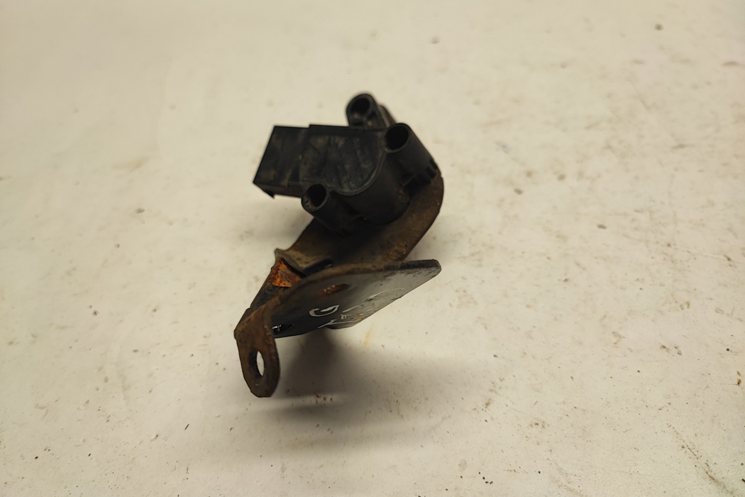 LAND ROVER Discovery Sport 1 generation (2014-2024) Front Left Level Sensor BJ32-3D026-AA,BJ323D026AA 29043622